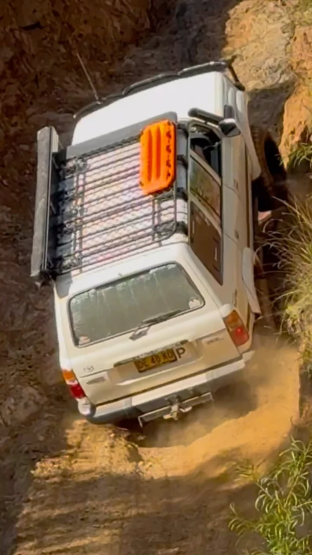 Airborne 80 vs Beer O’clock Hill does it end in disaster!! Or are 80’s bullet proof?

Jump over to Team Bree Offroad and follow to see the end result!￼